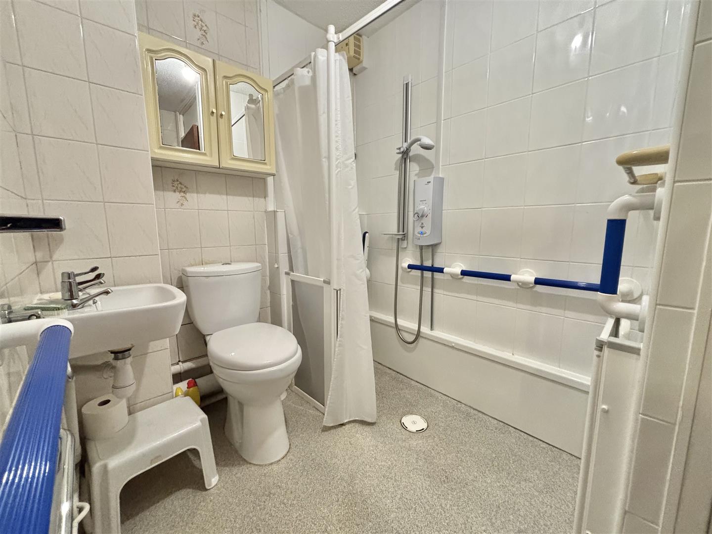 Pine Tree Court, Sketty, Swansea, SA2 9AF